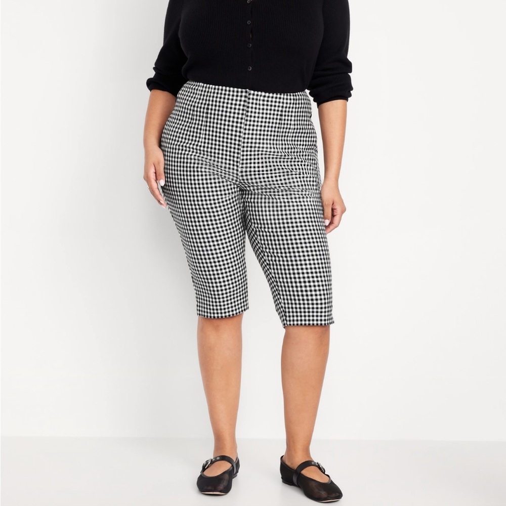 Old Navy Pixie Capri Pants